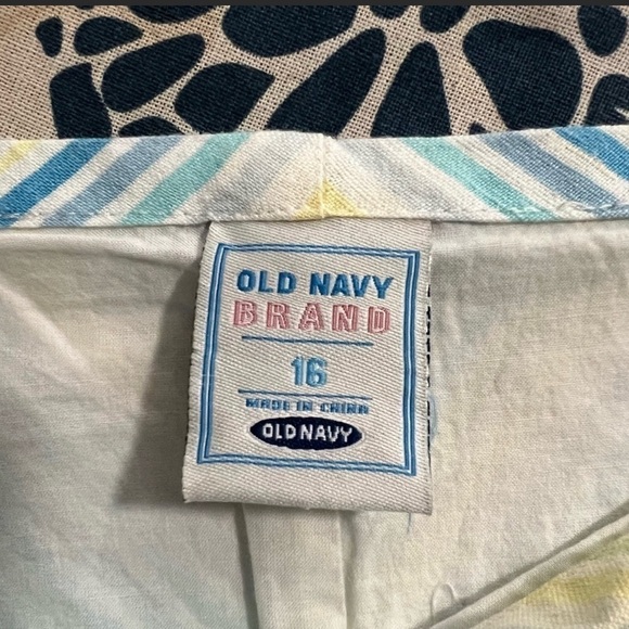Old Navy size 16(old navy size 16) color striped skirt. Gently worn. - Picture 2 of 6